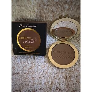 Two Faced Powder Matte Bronzer In Chocolate Soleil 0.28